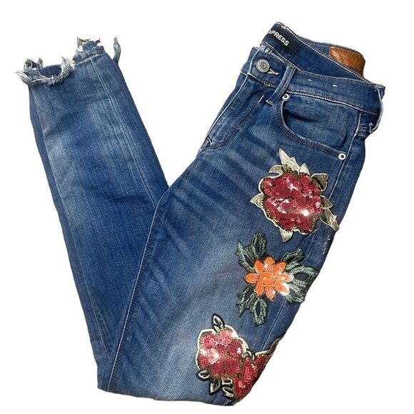 Embellished Express Mid Rise Embellished Jeans - Picture 4 of 15